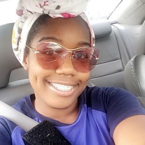 Meet your Posher, Kylah